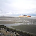 Comfort Steps From The North Sea * Куксхафен