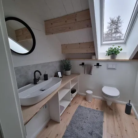 Comfort Steps From The North Sea *