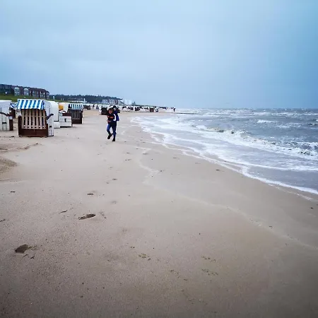 Apartment Comfort Steps From The North Sea Cuxhaven