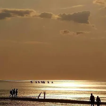 アパート Comfort Steps From The North Sea