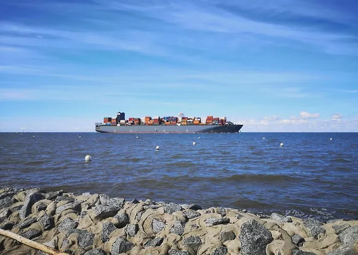 Comfort Steps From The North Sea Cuxhaven